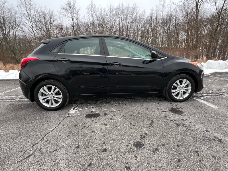 Hyundai Elantra GT A/T 2013