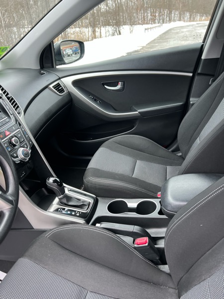 Hyundai Elantra GT A/T 2013