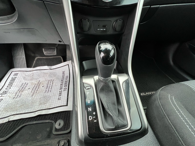 Hyundai Elantra GT A/T 2013