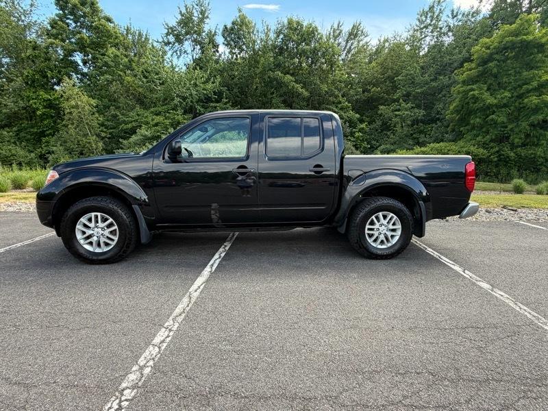 Nissan Frontier PRO-4X Crew Cab 5AT 4WD 2016