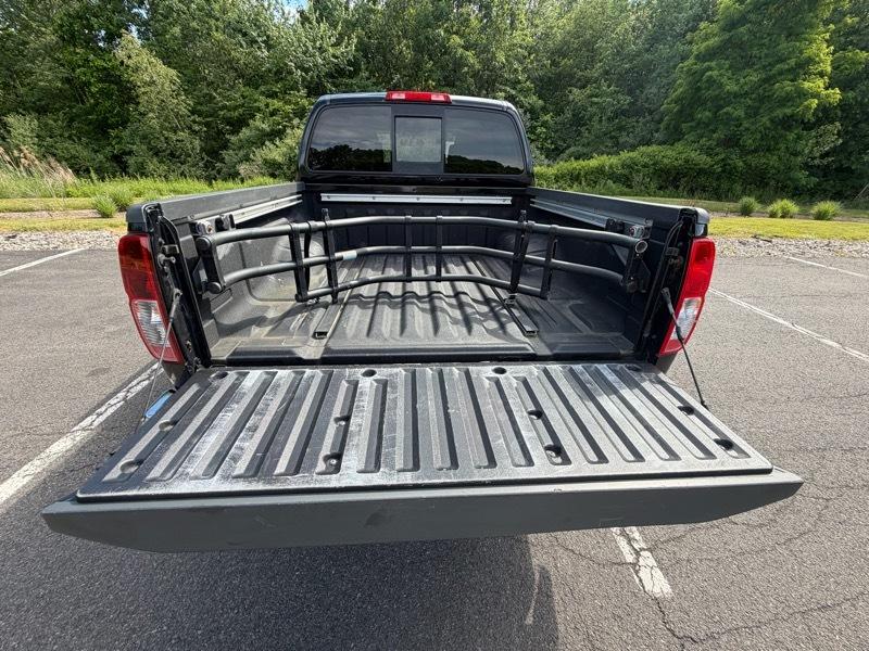 Nissan Frontier PRO-4X Crew Cab 5AT 4WD 2016