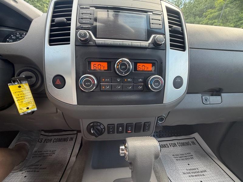 Nissan Frontier PRO-4X Crew Cab 5AT 4WD 2016