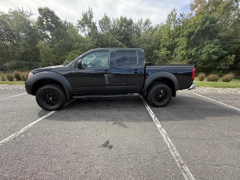 Nissan Frontier PRO-4X Crew Cab 5AT 4WD 2016
