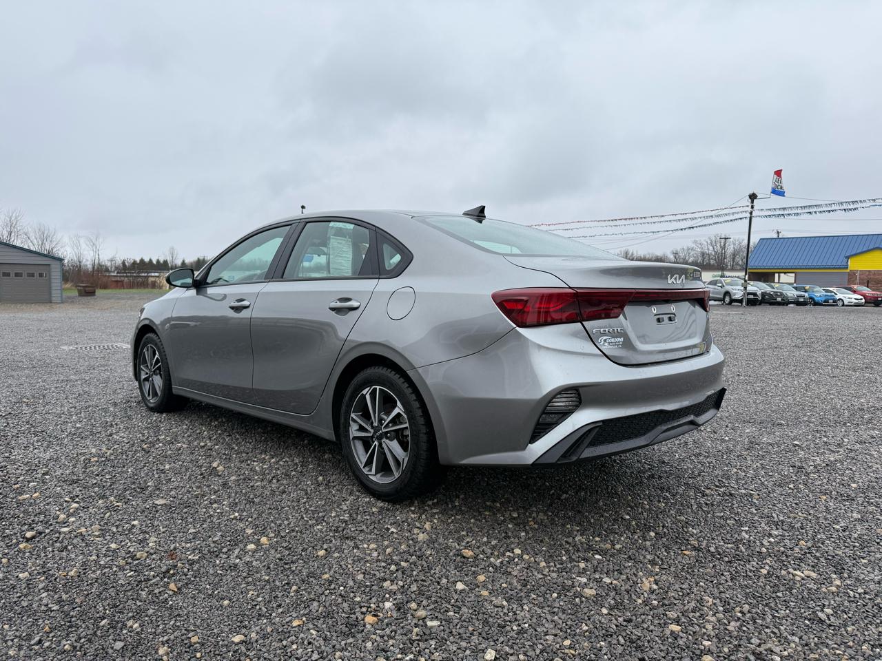 2023 Kia Forte LXS - Photo 6