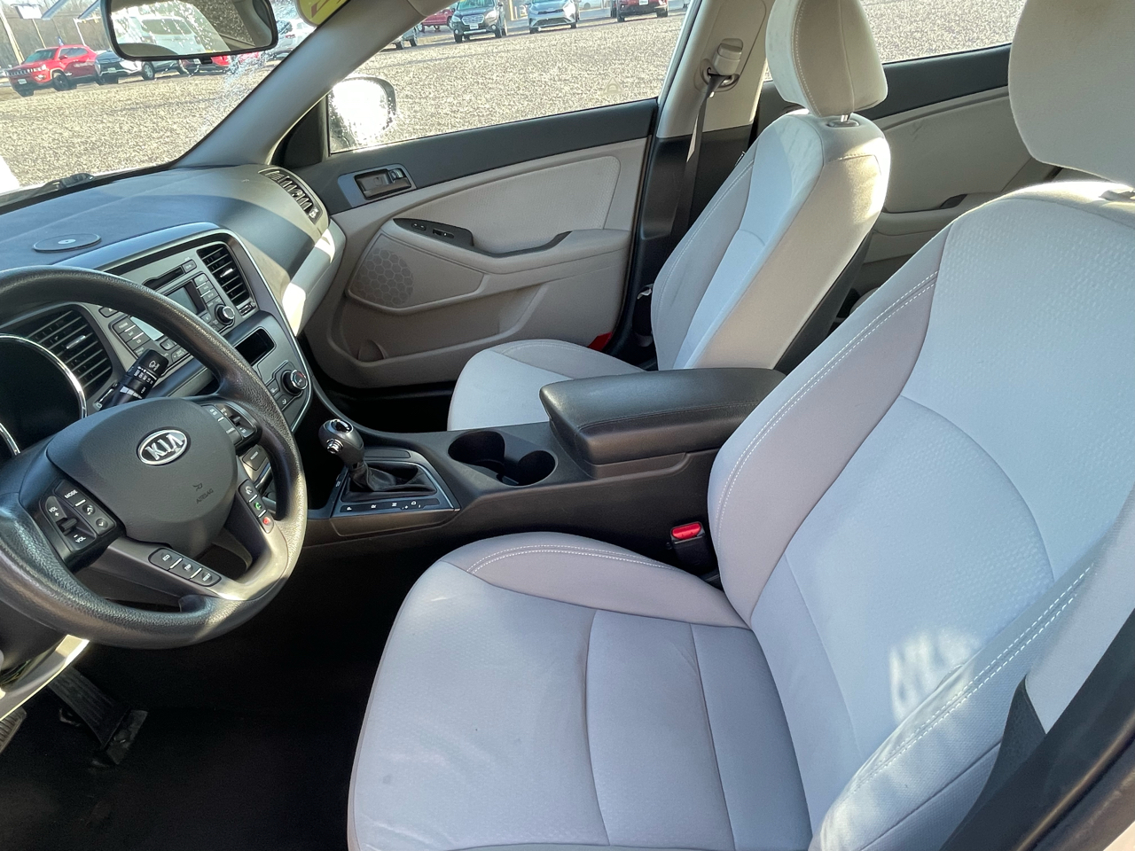 Kia Optima 4dr Sdn LX 2012