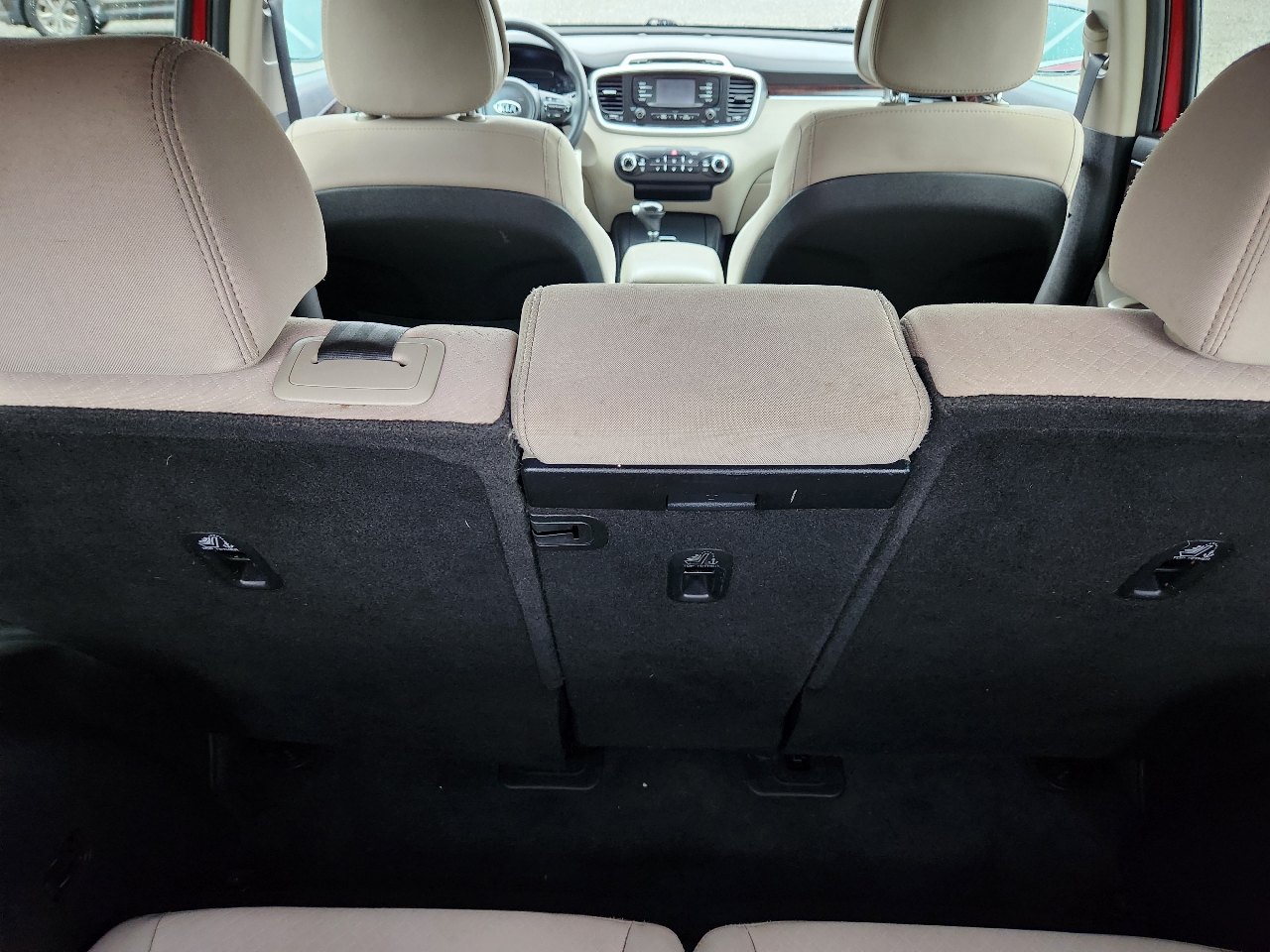 2017 Kia Sorento LX V6 photo 18