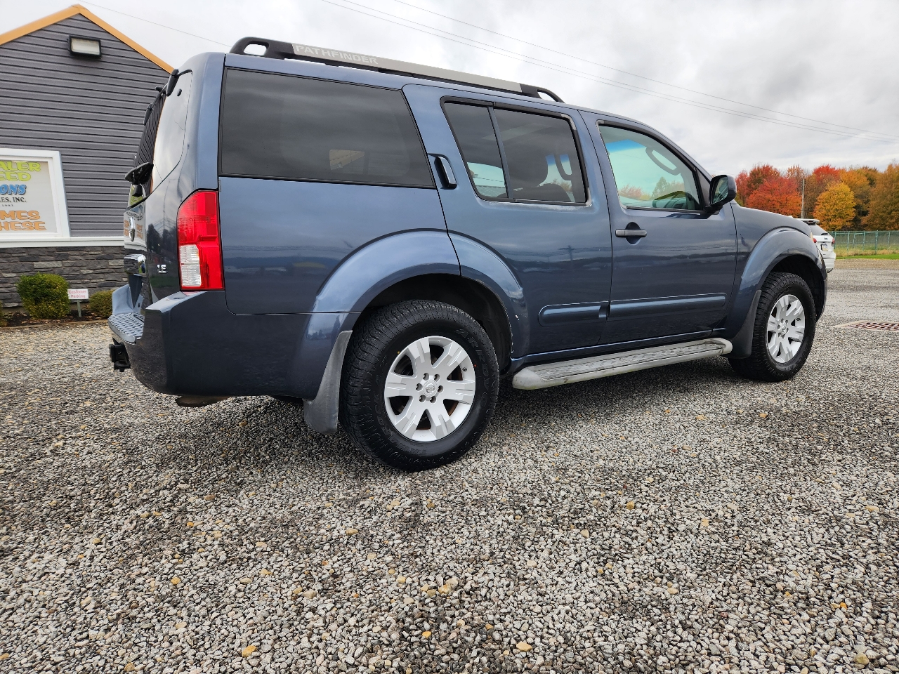 Nissan Pathfinder XE 4WD 2005 Nissan Pathfinder XE 4WD 2005