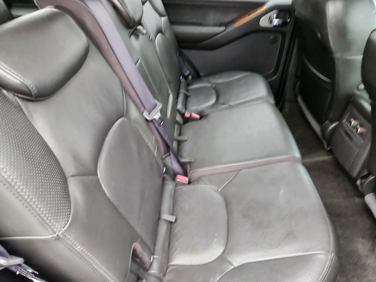 Nissan Pathfinder XE 4WD 2005 Nissan Pathfinder XE 4WD 2005