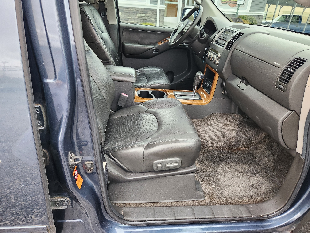 Nissan Pathfinder XE 4WD 2005 Nissan Pathfinder XE 4WD 2005