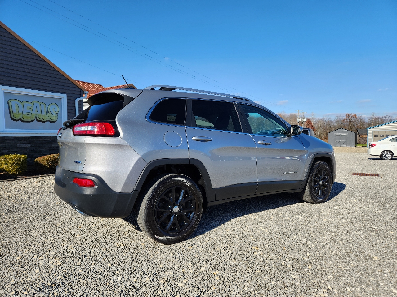 2015 Jeep Cherokee Latitude photo 4