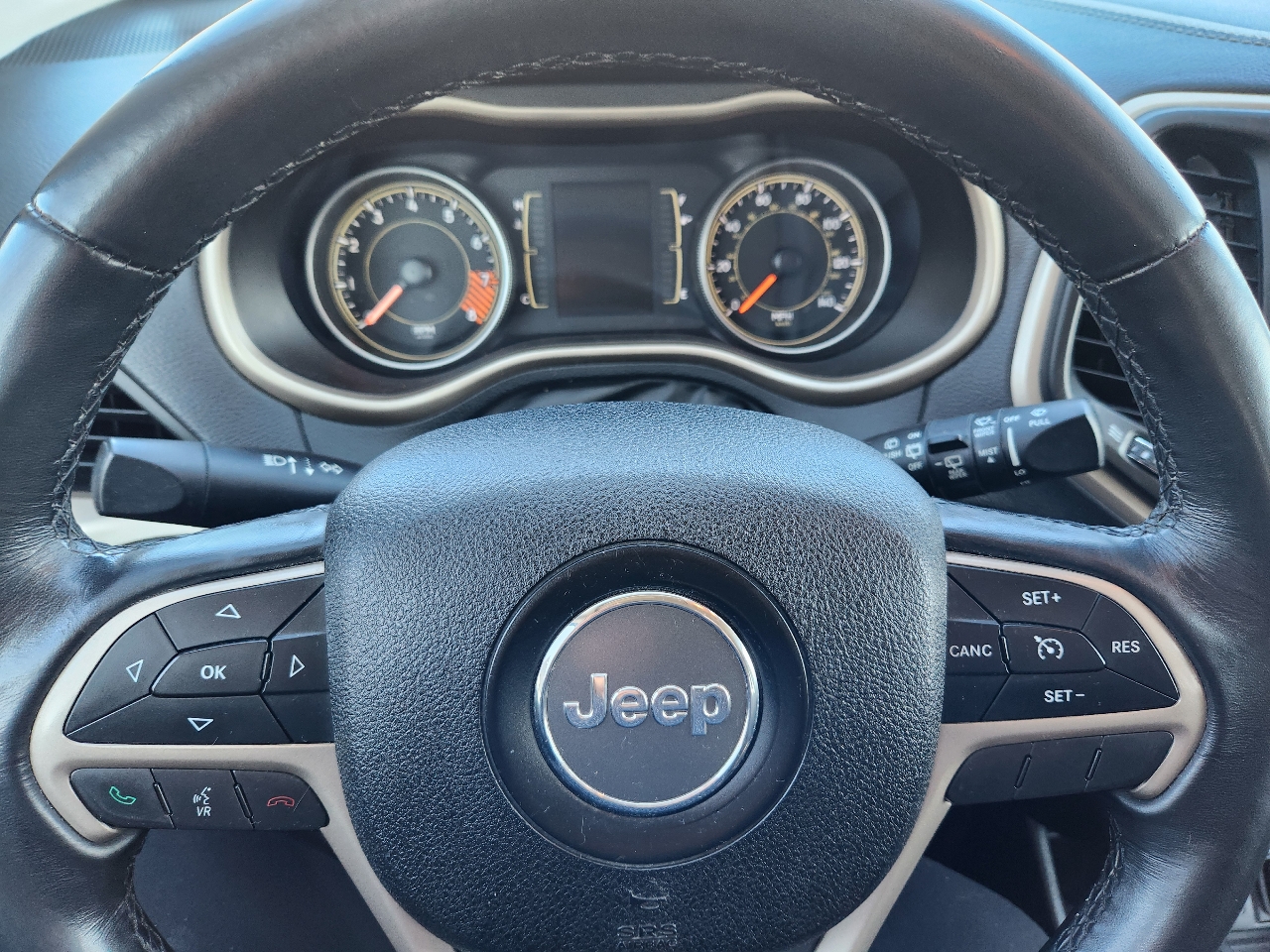 Jeep Cherokee Latitude 4WD 2015