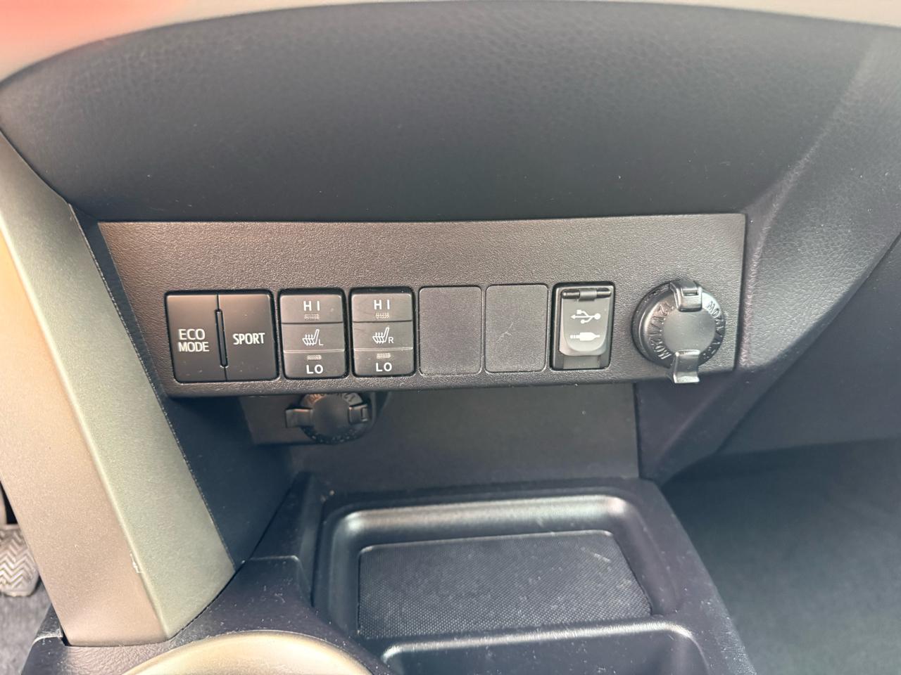 Toyota RAV4 Limited AWD 2014