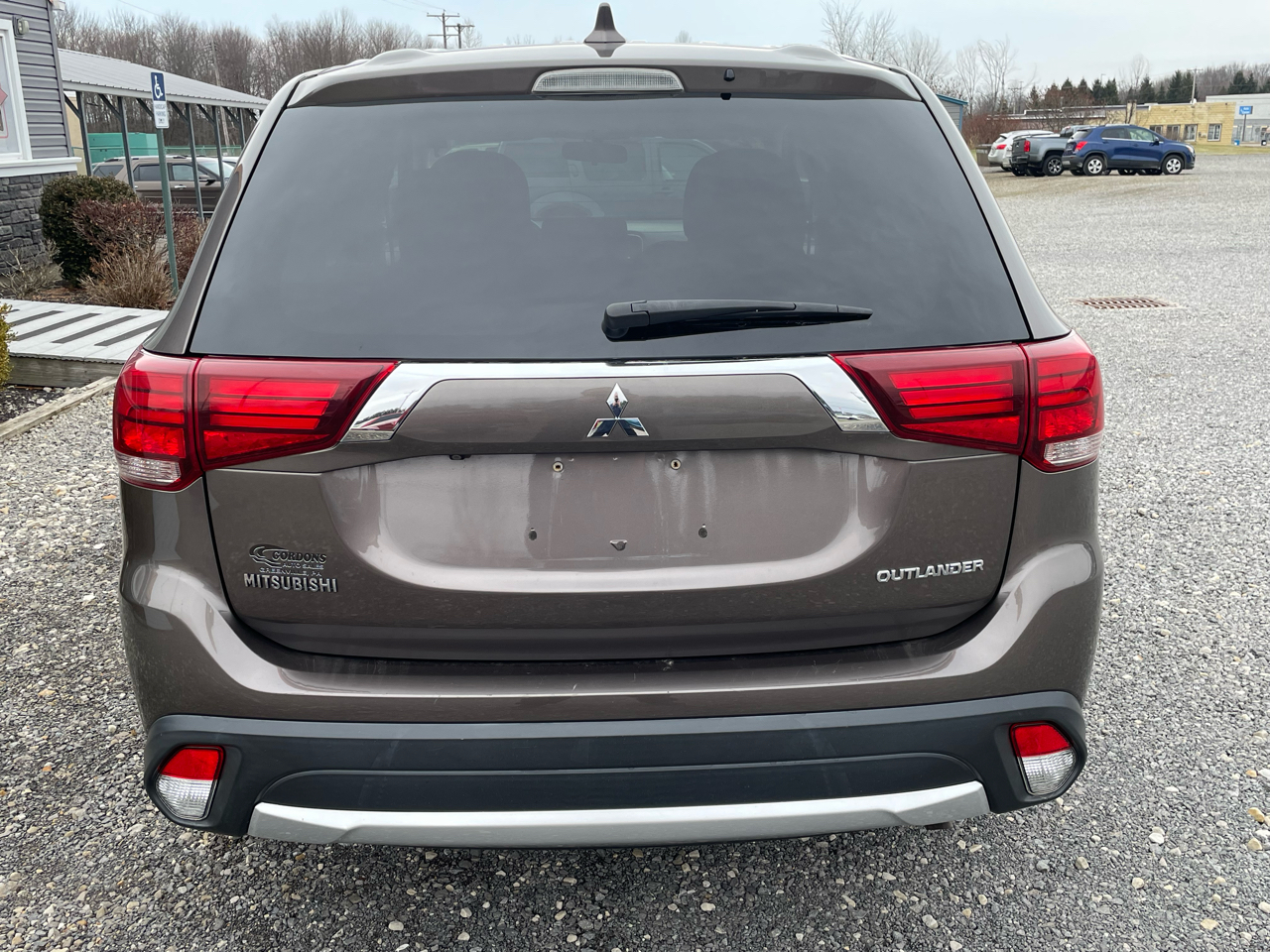 Mitsubishi Outlander ES AWD 2017