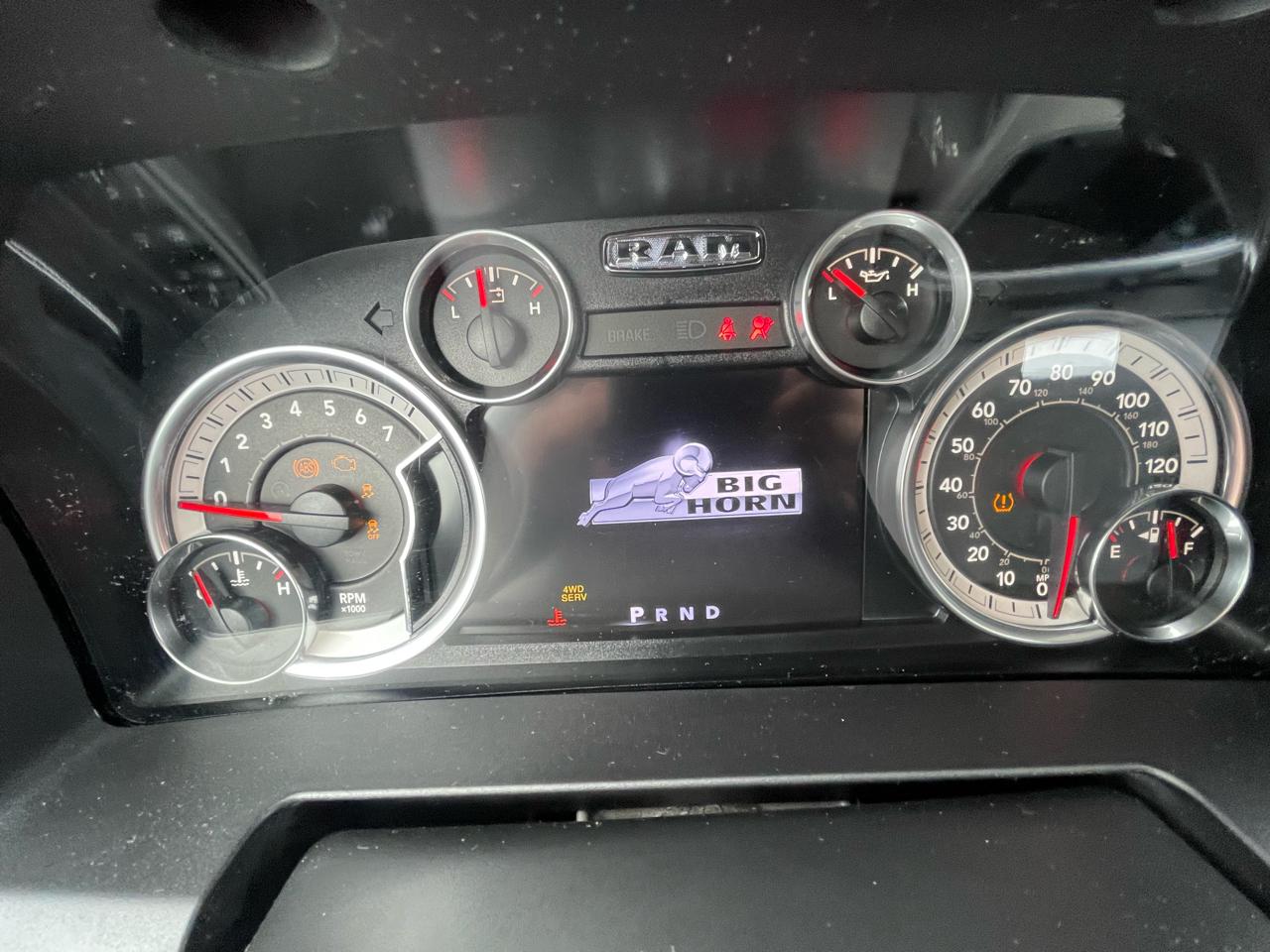 RAM 1500 Big Horn/Lone Star 4x4 Crew Cab 5'7" Box 2017