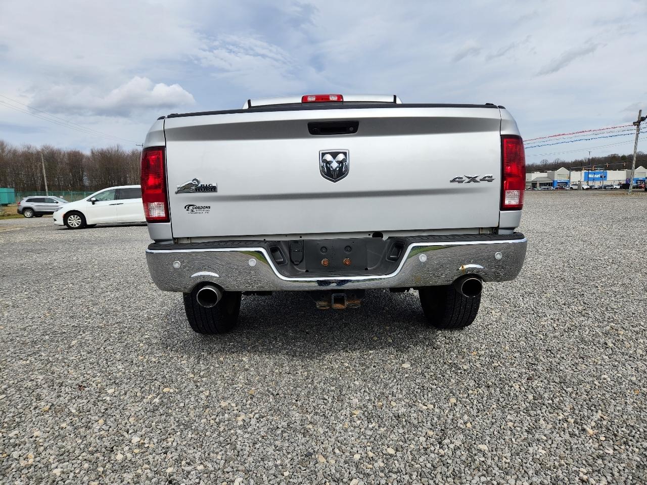 RAM 1500 Big Horn/Lone Star 4x4 Crew Cab 5'7" Box 2017