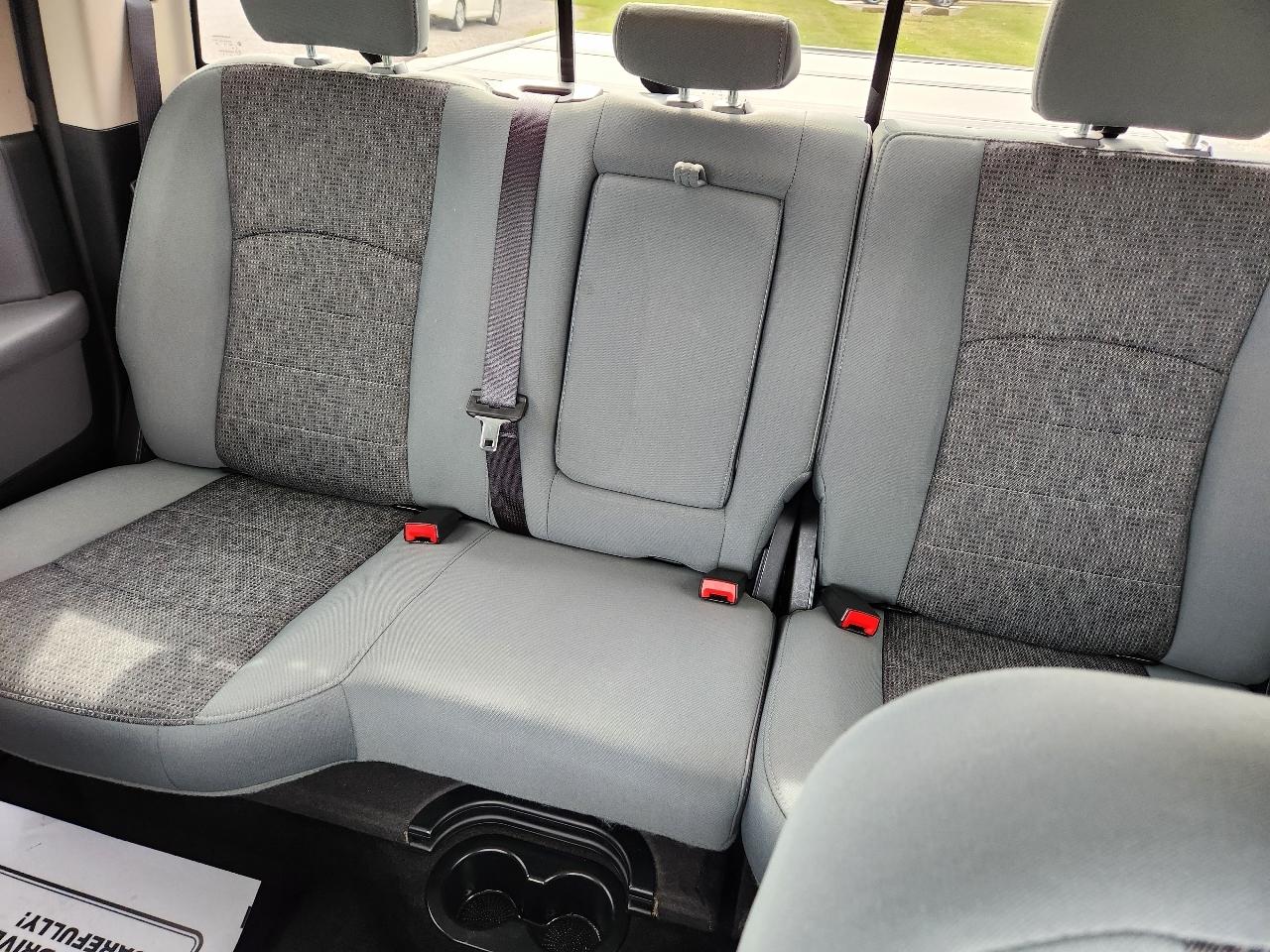 RAM 1500 Big Horn/Lone Star 4x4 Crew Cab 5'7" Box 2017