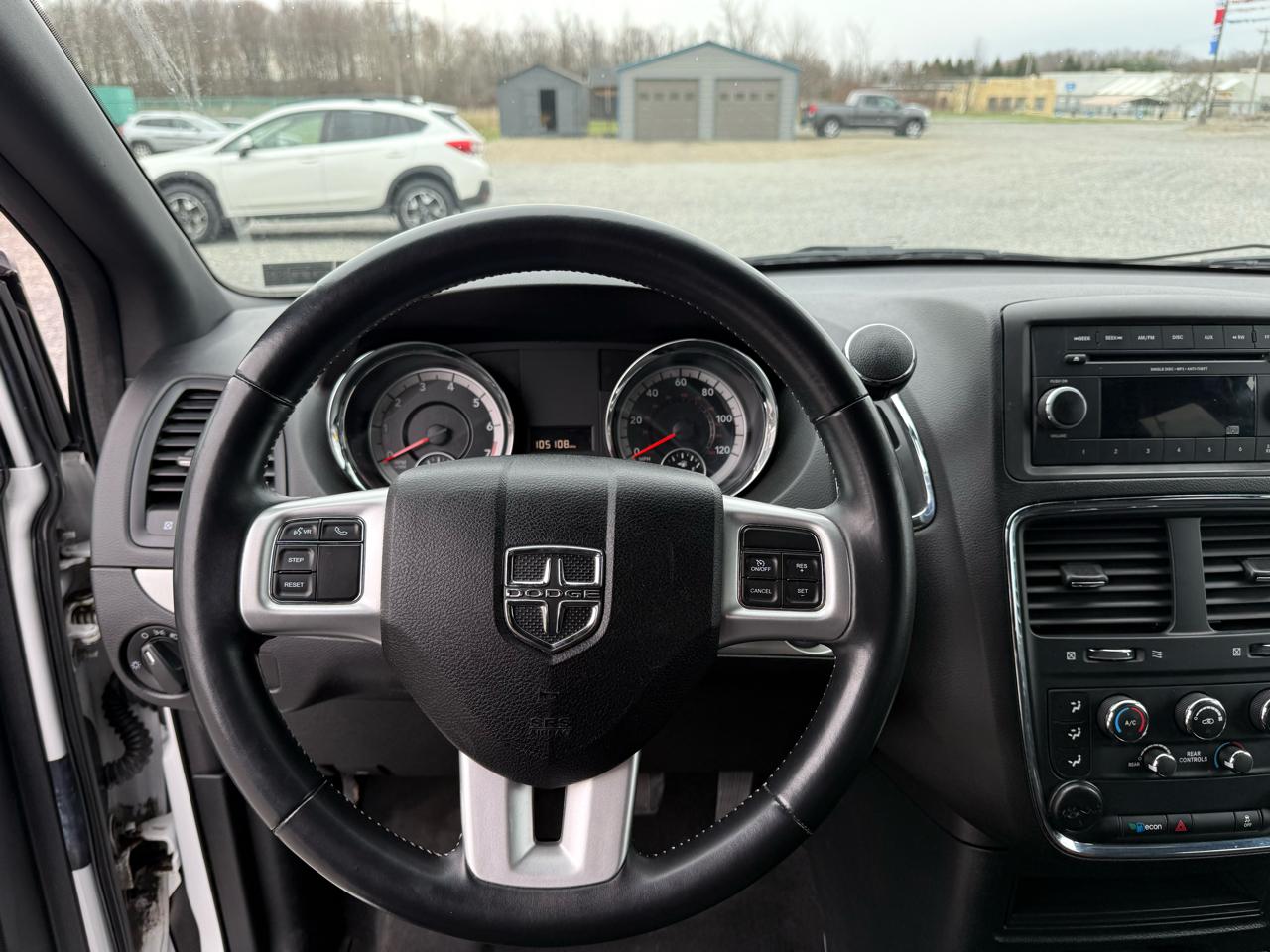 Dodge Grand Caravan SE 2015