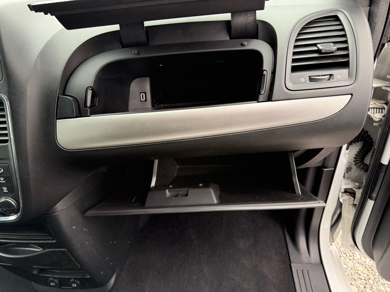 Dodge Grand Caravan SE 2015