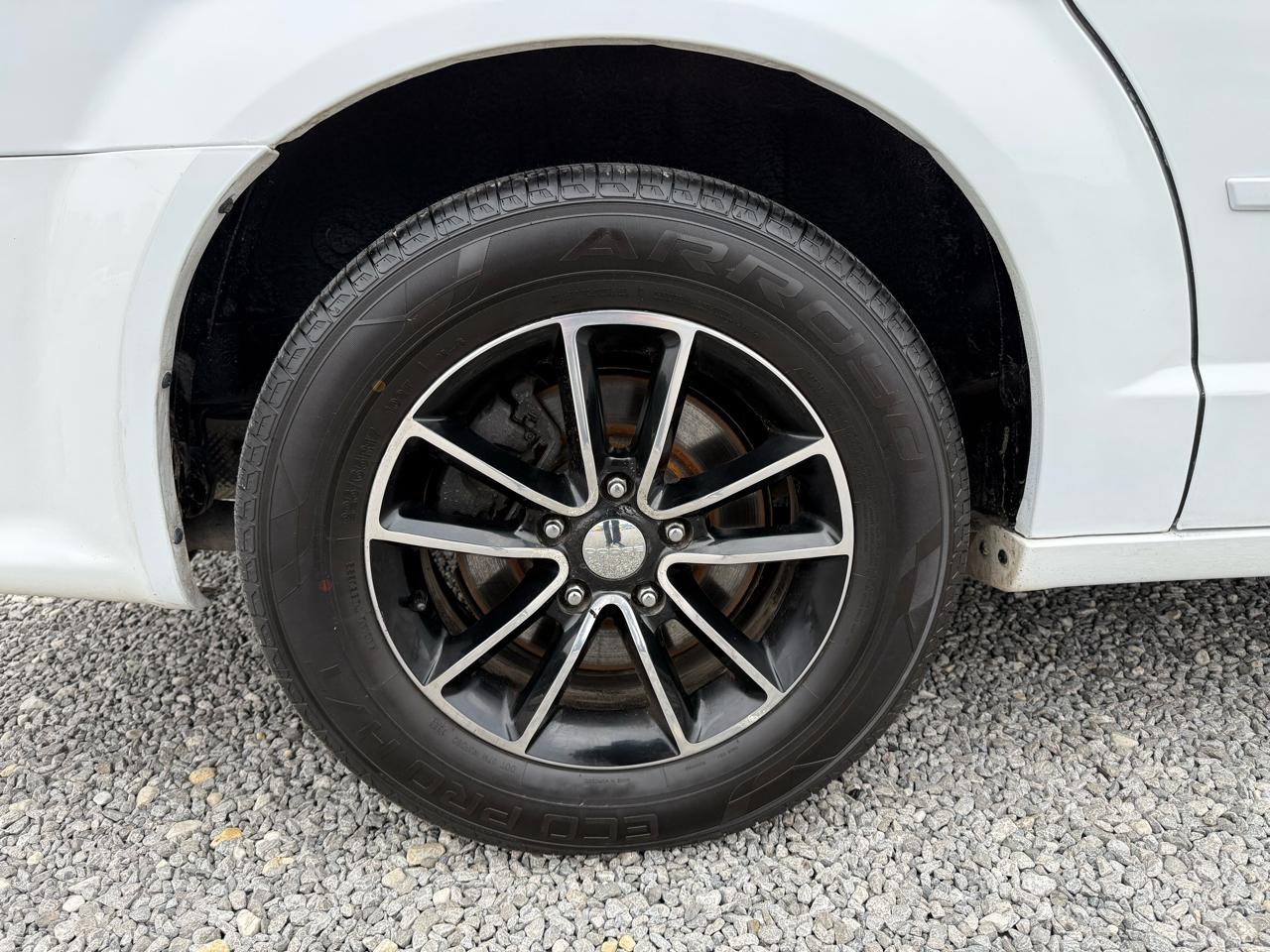 Dodge Grand Caravan SE 2015