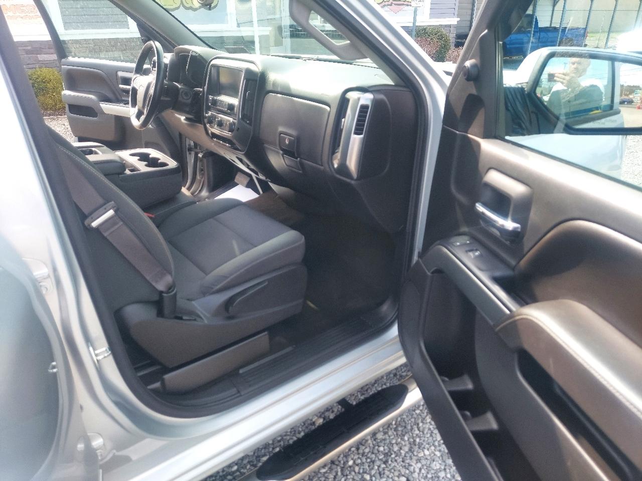 Chevrolet Silverado 1500 1LT Double Cab 4WD 2017