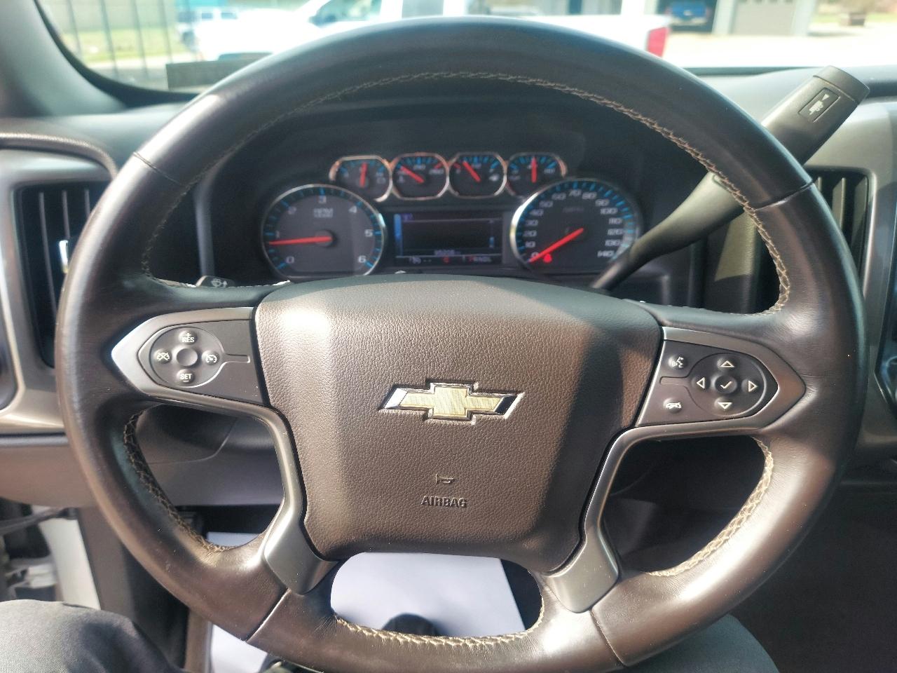 Chevrolet Silverado 1500 1LT Double Cab 4WD 2017