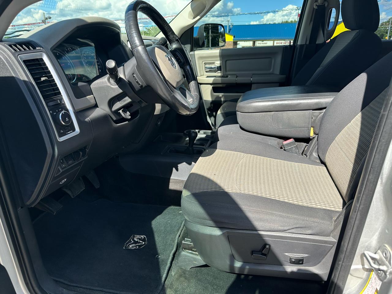 RAM 2500 Powerwagon Crew Cab SWB 4WD 2012