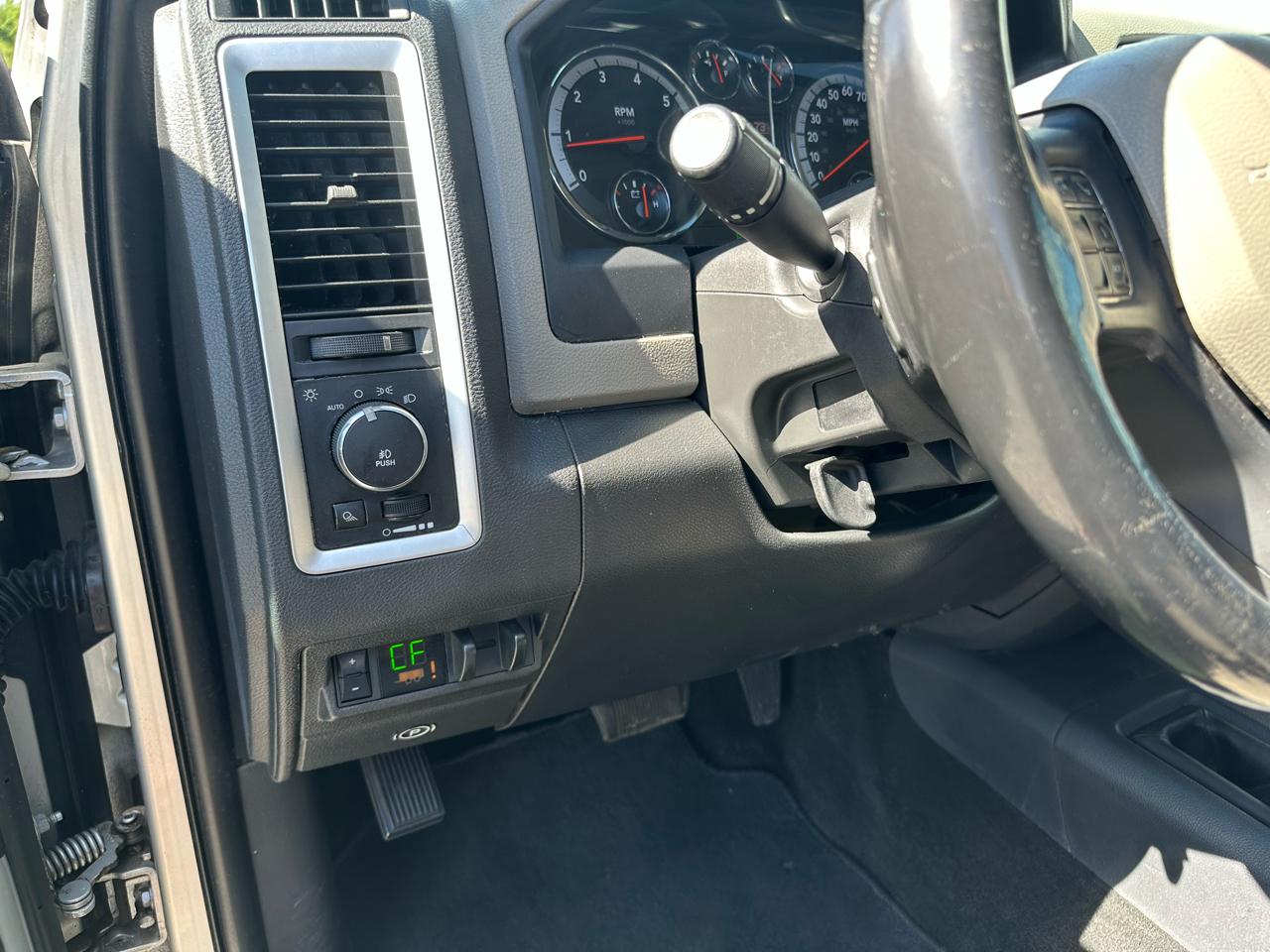 RAM 2500 Powerwagon Crew Cab SWB 4WD 2012
