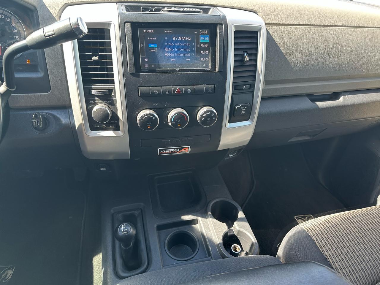 RAM 2500 Powerwagon Crew Cab SWB 4WD 2012