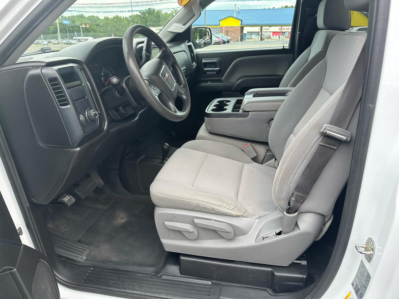 GMC Sierra 1500 Reg Cab 133.0" WB 4WD 2018