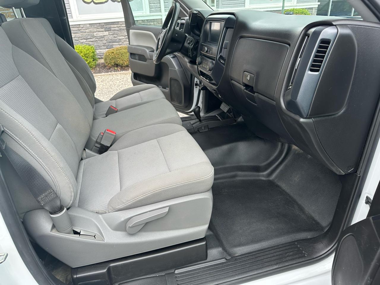 GMC Sierra 1500 Reg Cab 133.0" WB 4WD 2018