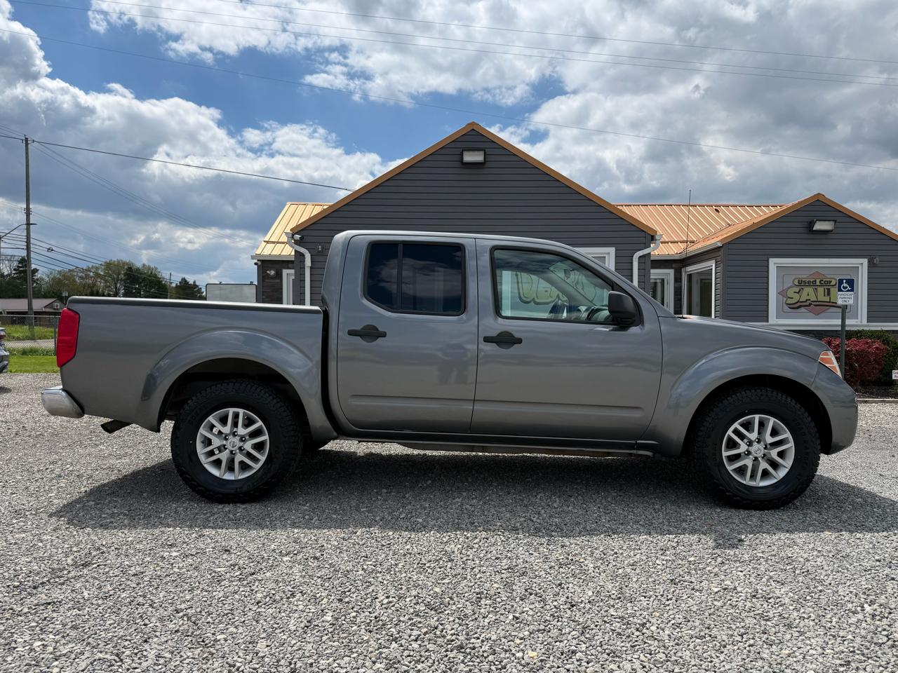 Nissan Frontier  2019