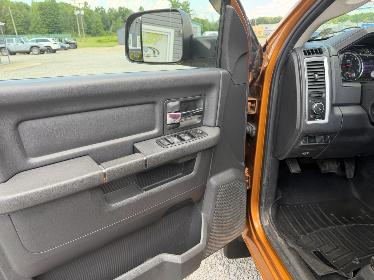 RAM 1500 Sport Crew Cab 4WD 2012