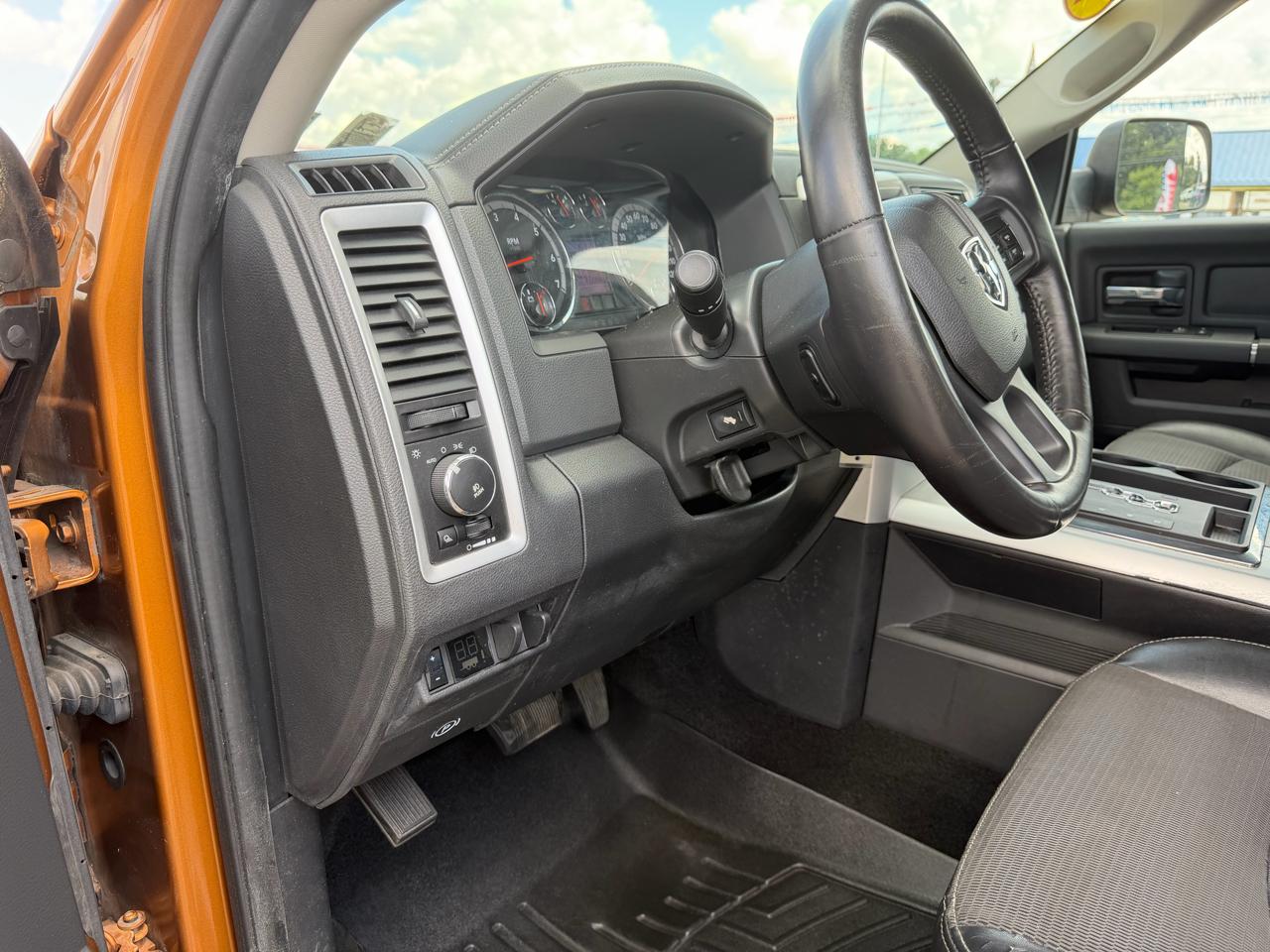 RAM 1500 Sport Crew Cab 4WD 2012