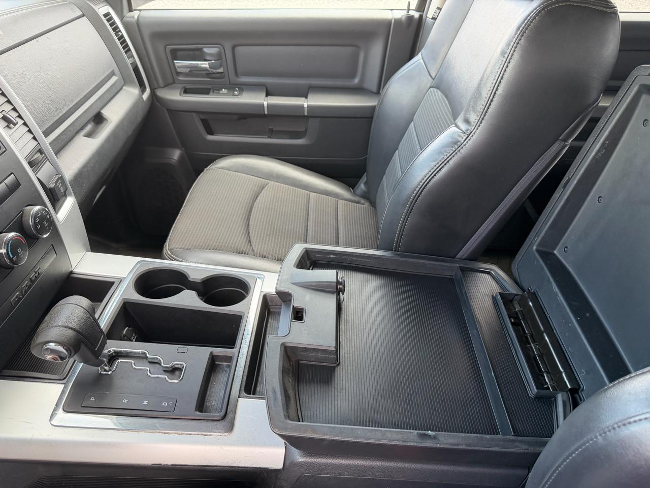 RAM 1500 Sport Crew Cab 4WD 2012