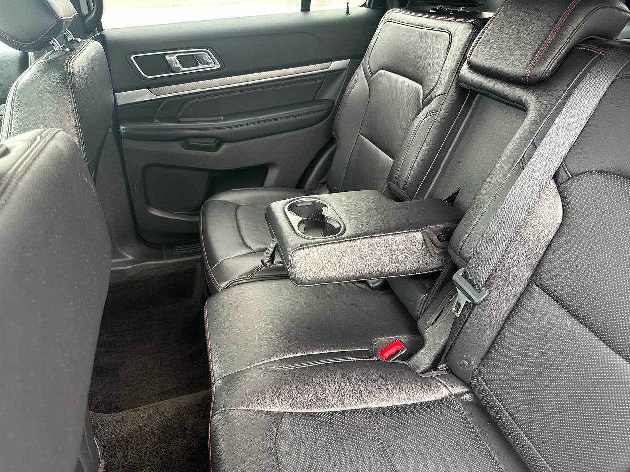 Ford Explorer Sport 4WD 2016