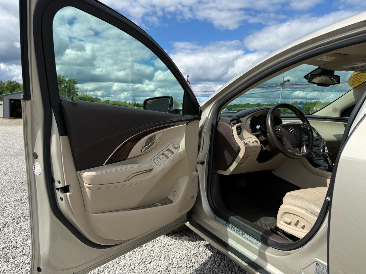 Buick LaCrosse Premium Package 2, w/Leather 2014