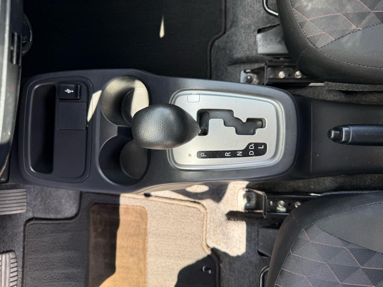 Mitsubishi Mirage ES 4D Hatchback 2024