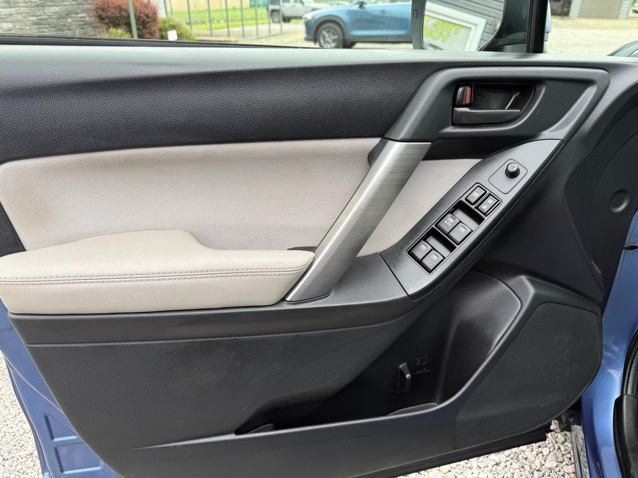 Subaru Forester 2.5i Premium 2016