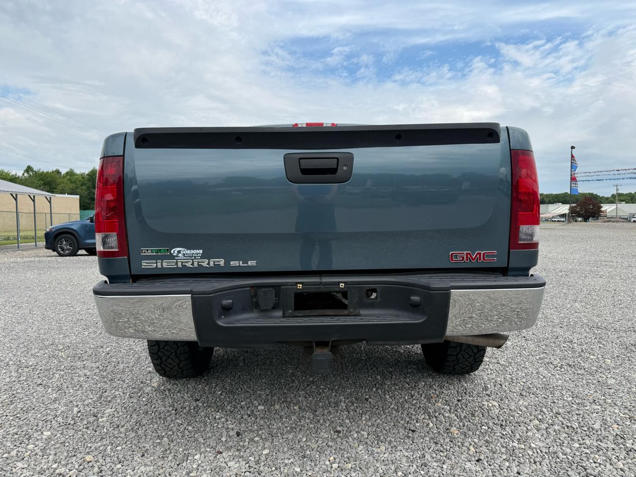 GMC Sierra 1500 SLE Ext. Cab 4WD 2011