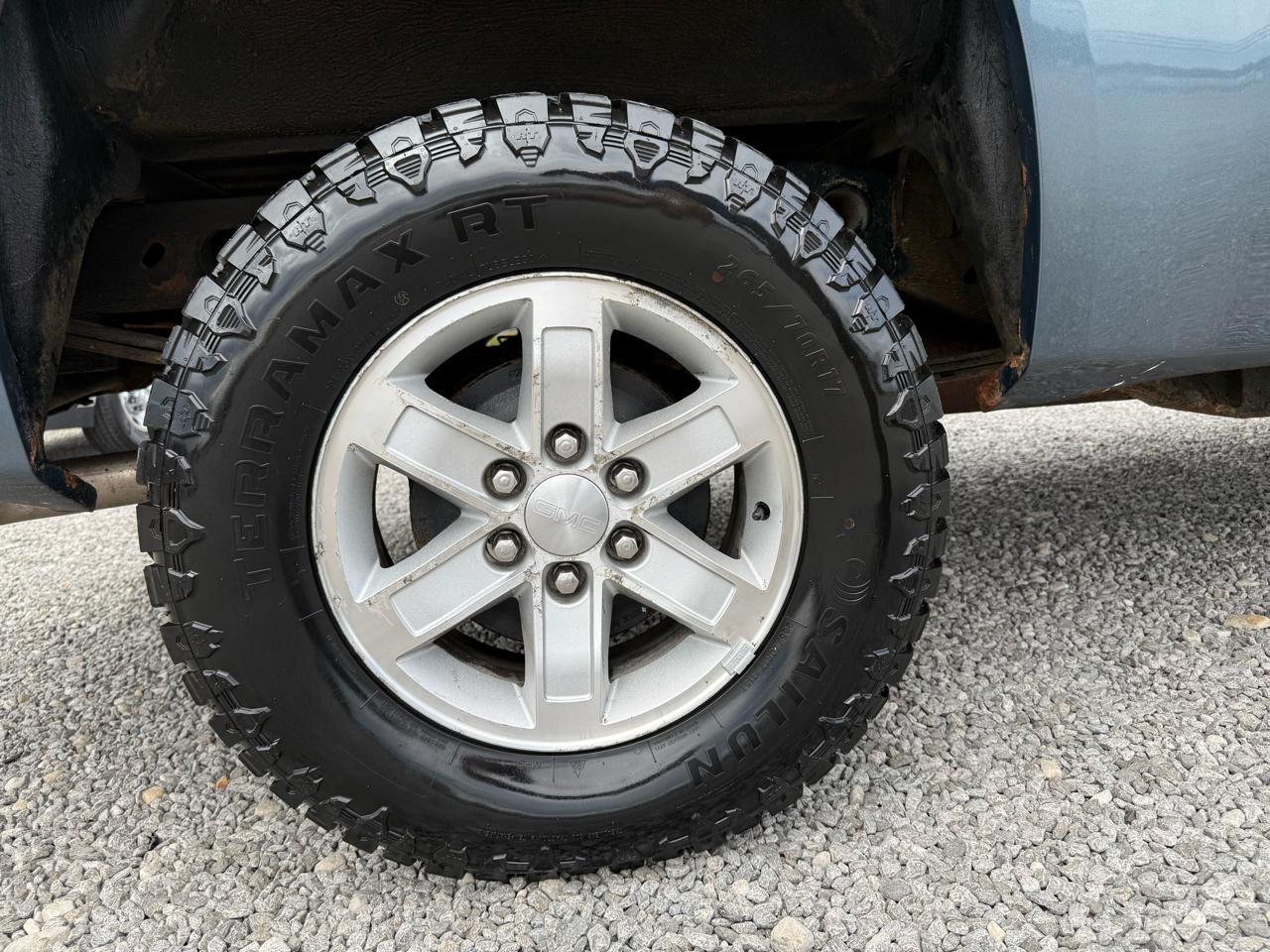 GMC Sierra 1500 SLE Ext. Cab 4WD 2011
