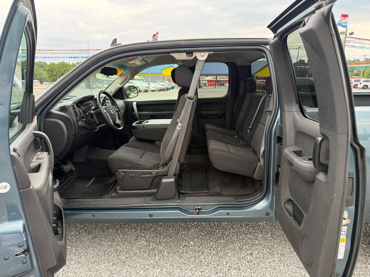 GMC Sierra 1500 SLE Ext. Cab 4WD 2011