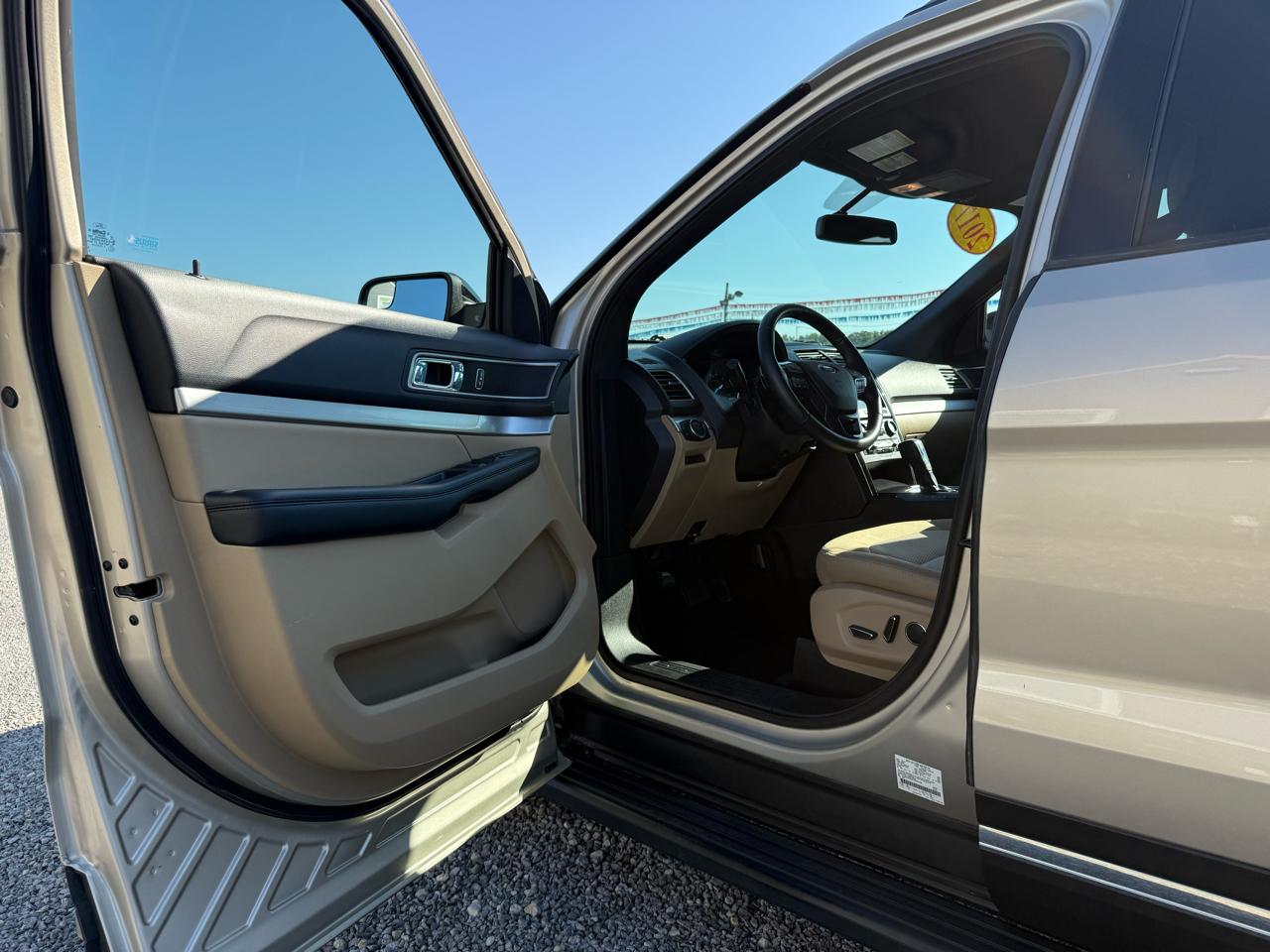 Ford Explorer XLT 4WD 2017