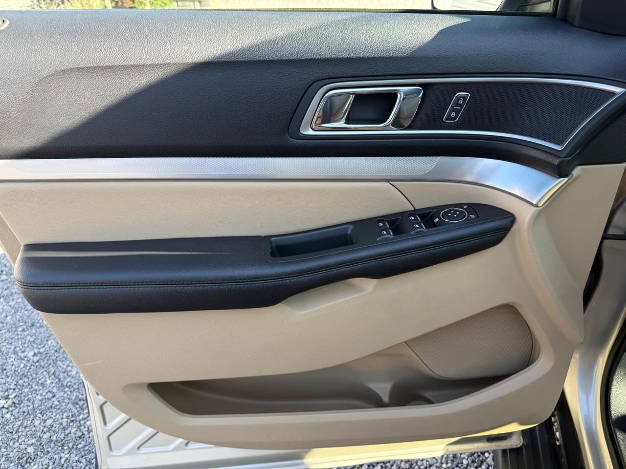 Ford Explorer XLT 4WD 2017