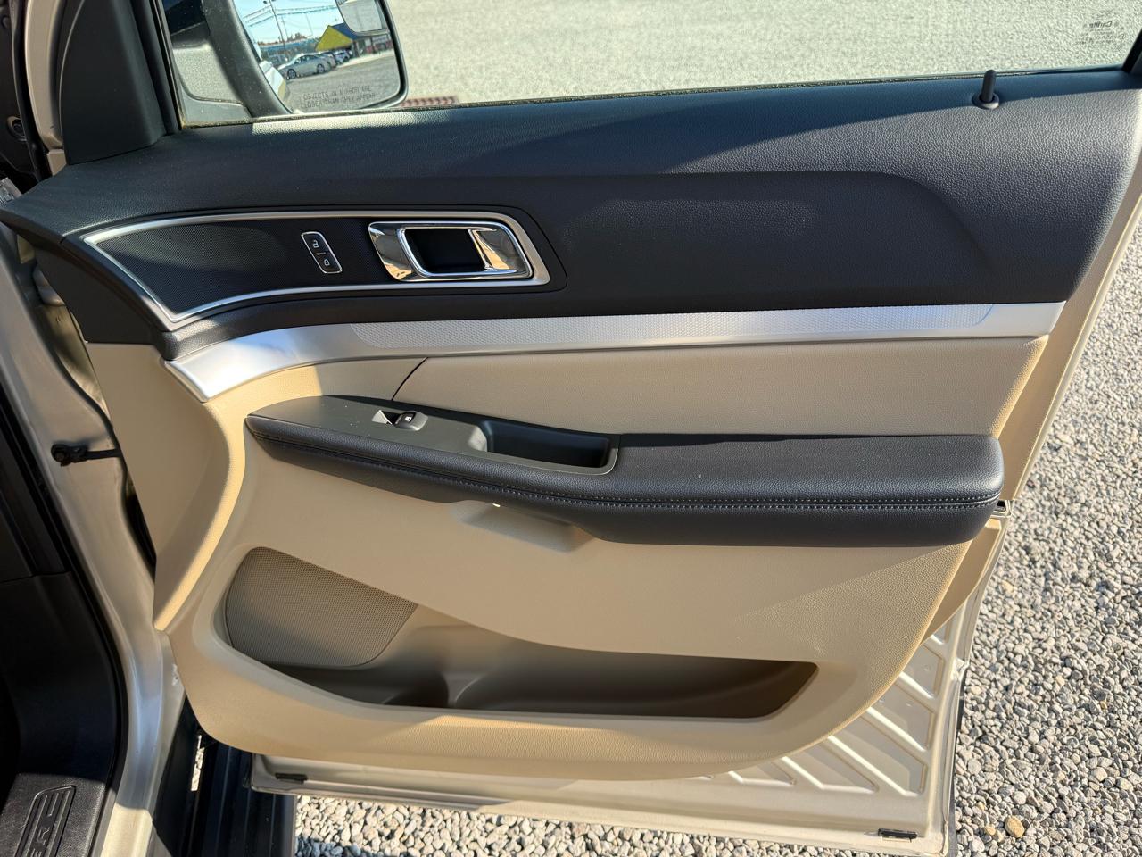 Ford Explorer XLT 4WD 2017