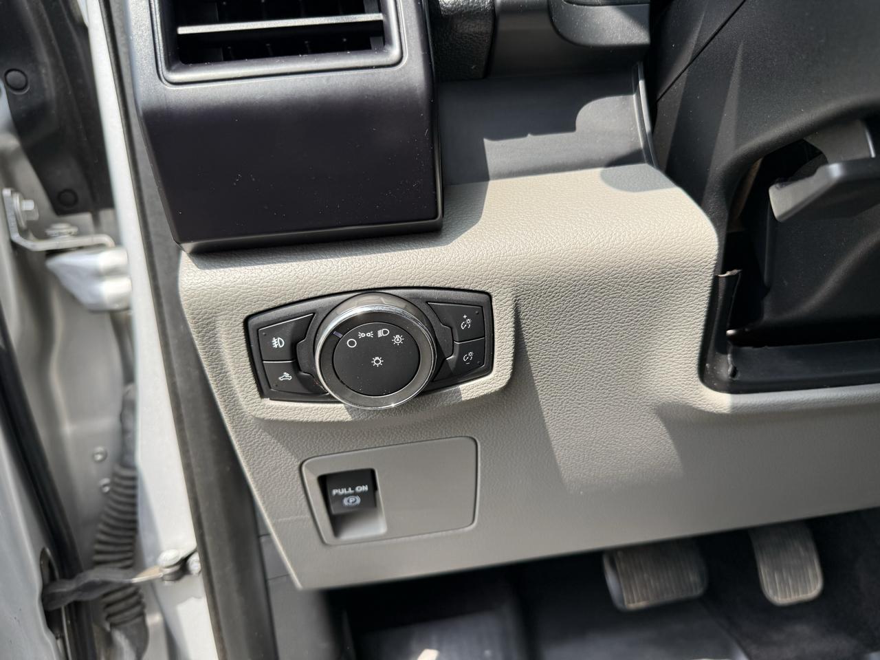 Ford F-150 XL SuperCab 6.5-ft. Bed 4WD 2017