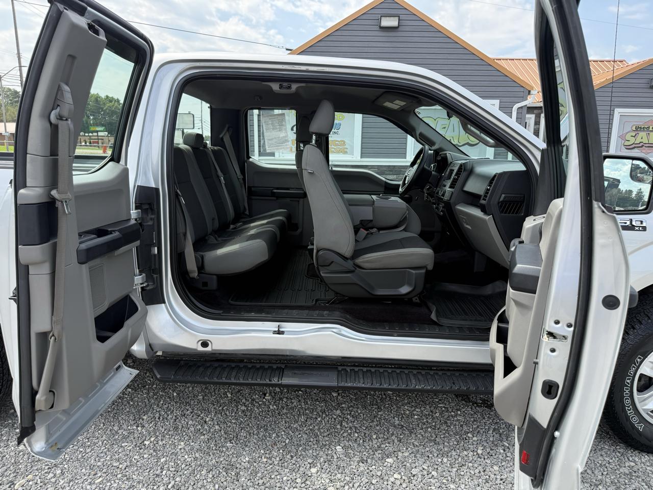 Ford F-150 XL SuperCab 6.5-ft. Bed 4WD 2017