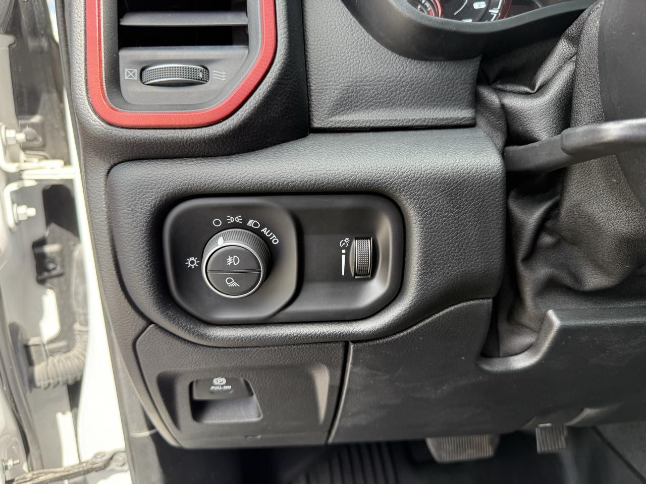 RAM 1500 Rebel Quad Cab 4WD 2020