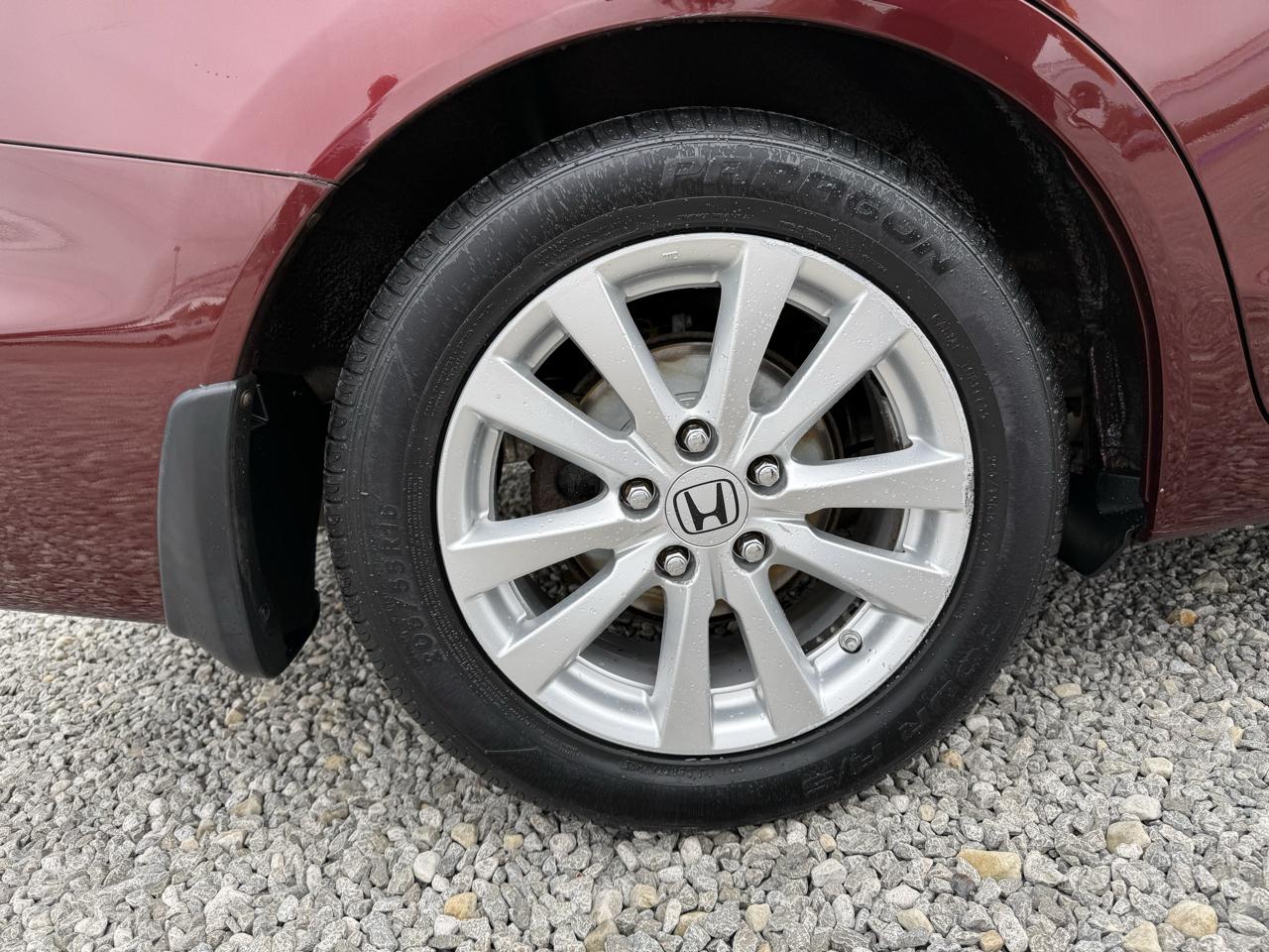 Honda Civic EX-L Sedan 5-Speed AT 2012