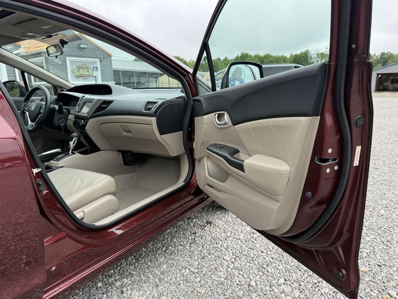 Honda Civic EX-L Sedan 5-Speed AT 2012