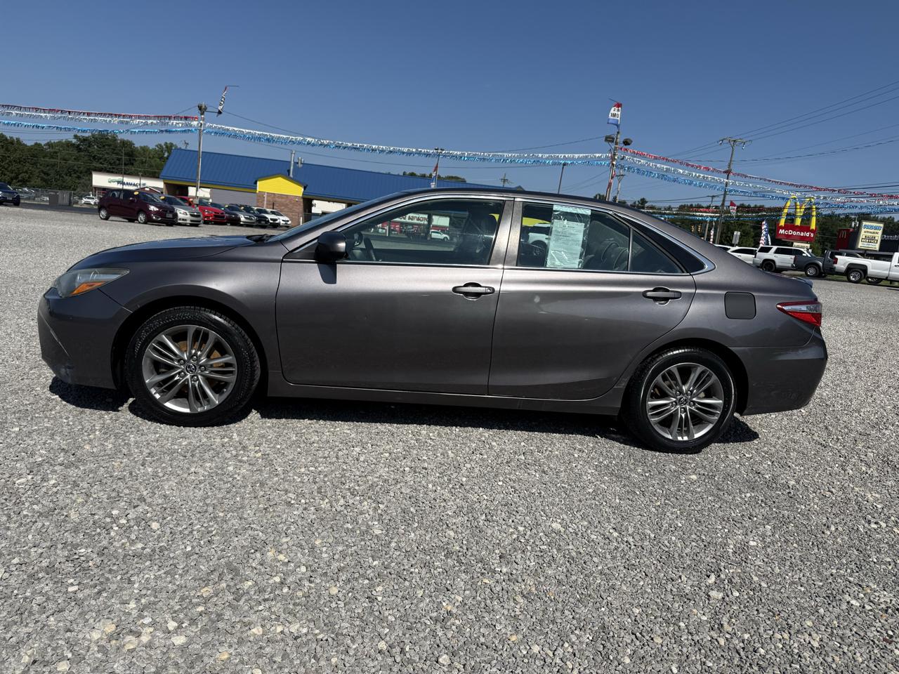 Toyota Camry SE 2015